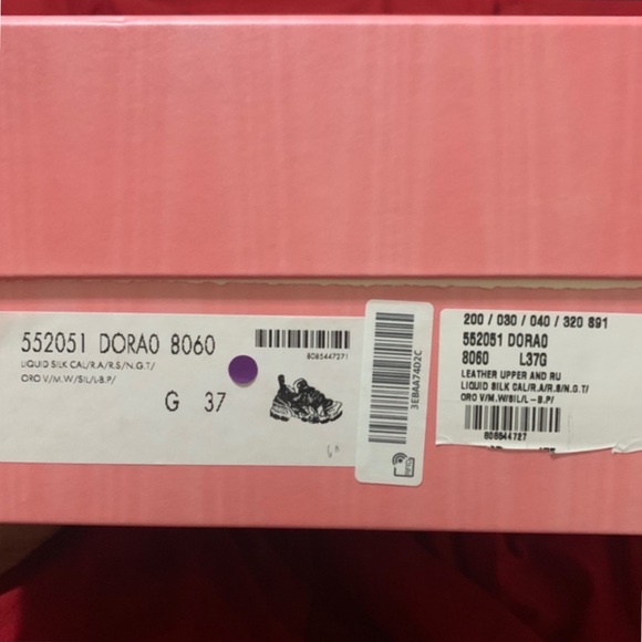 Rare๐ฅGucci FLASHTREK Crystal Embellished Sneakers - Picture 16 of 16